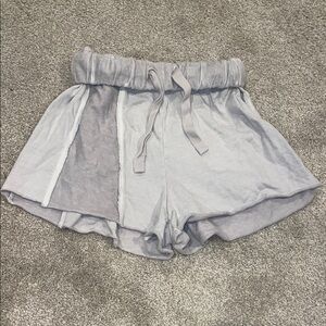 UO OUT FROM UNDER SWEAT SHORTS (MEDIUM)